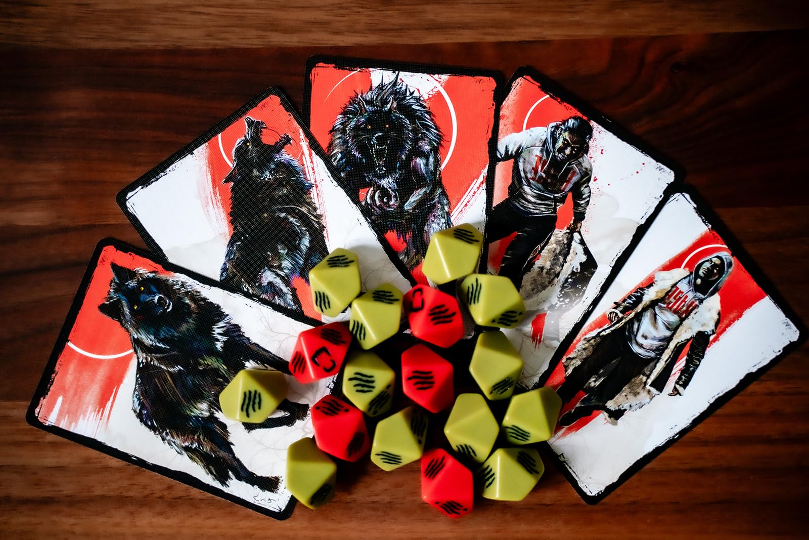 Werewolf the Apocalypse まとめ売り Werewolf: The Apocalypse 5ª Edição Conjunto de Dados e Cartas de
